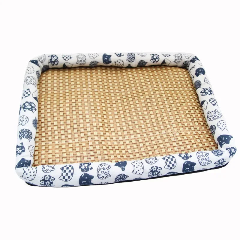 Alfombra Refrescante de Ratán para Gatos y Perros – Transpirable, Antideslizante y con Estampados – S, M y L