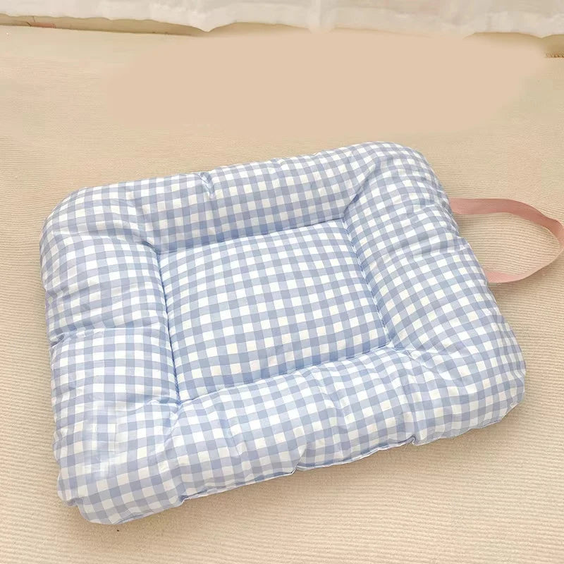 Cama Cojín a Cuadros para Gatos y Perros Pequeños – Suave, Transpirable y Decorativa