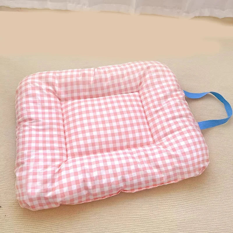 Cama Cojín a Cuadros para Gatos y Perros Pequeños – Suave, Transpirable y Decorativa