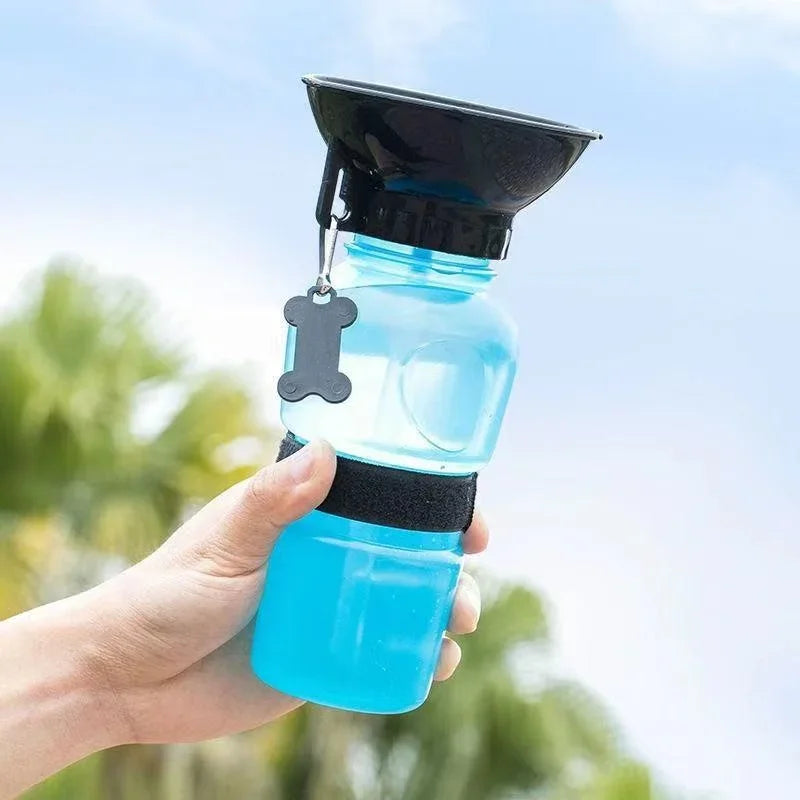 Botella Bebedero por Presión para Perros y Gatos