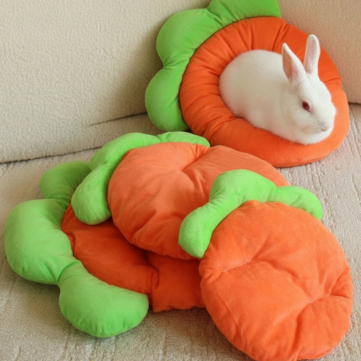 Cama con Forma de Zanahoria para Pequeños Animales