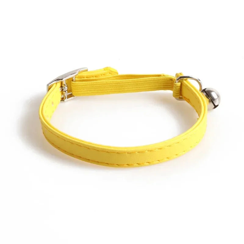 Collar Elástico con Cascabel para Gatos y Cachorros — Colores Macaron, Ajustable