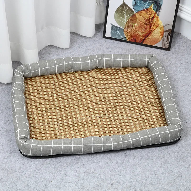 Alfombra Refrescante de Ratán para Gatos y Perros – Transpirable, Antideslizante y con Estampados – S, M y L